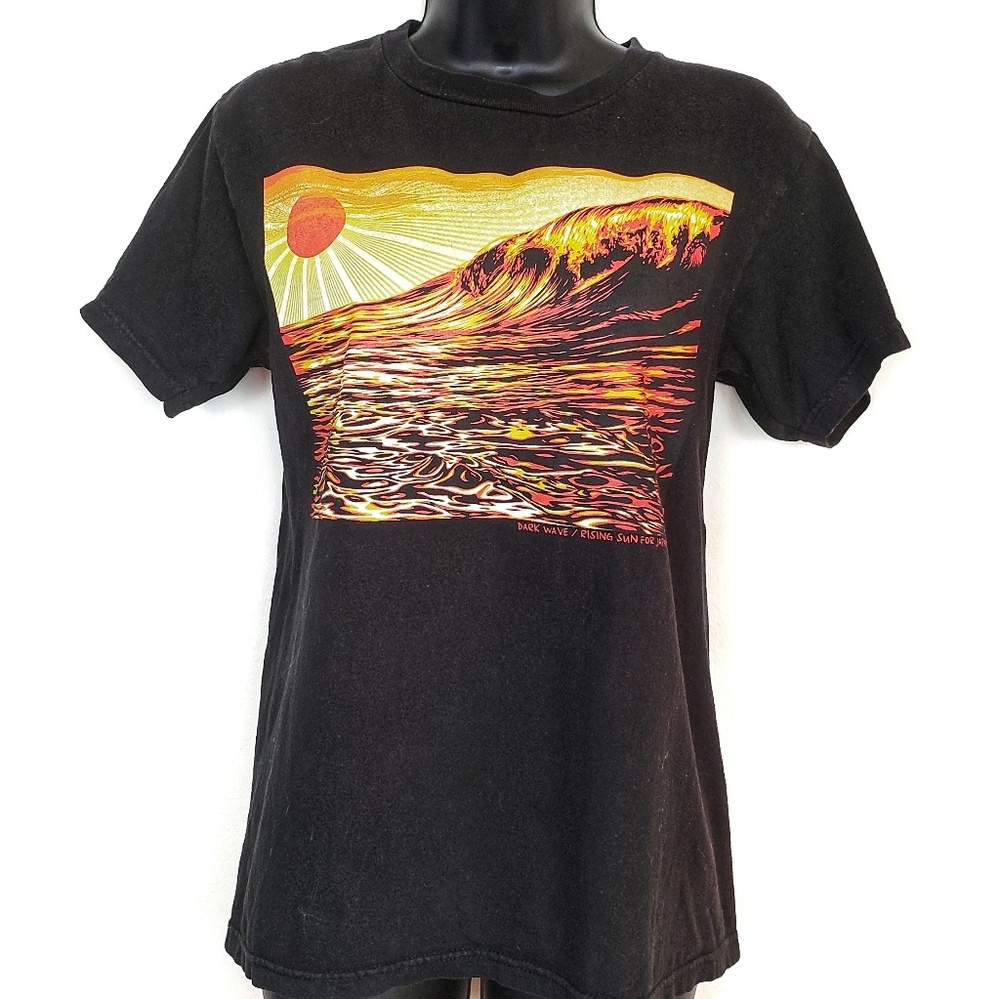 OBEY dark wave rising sun t-shirt
